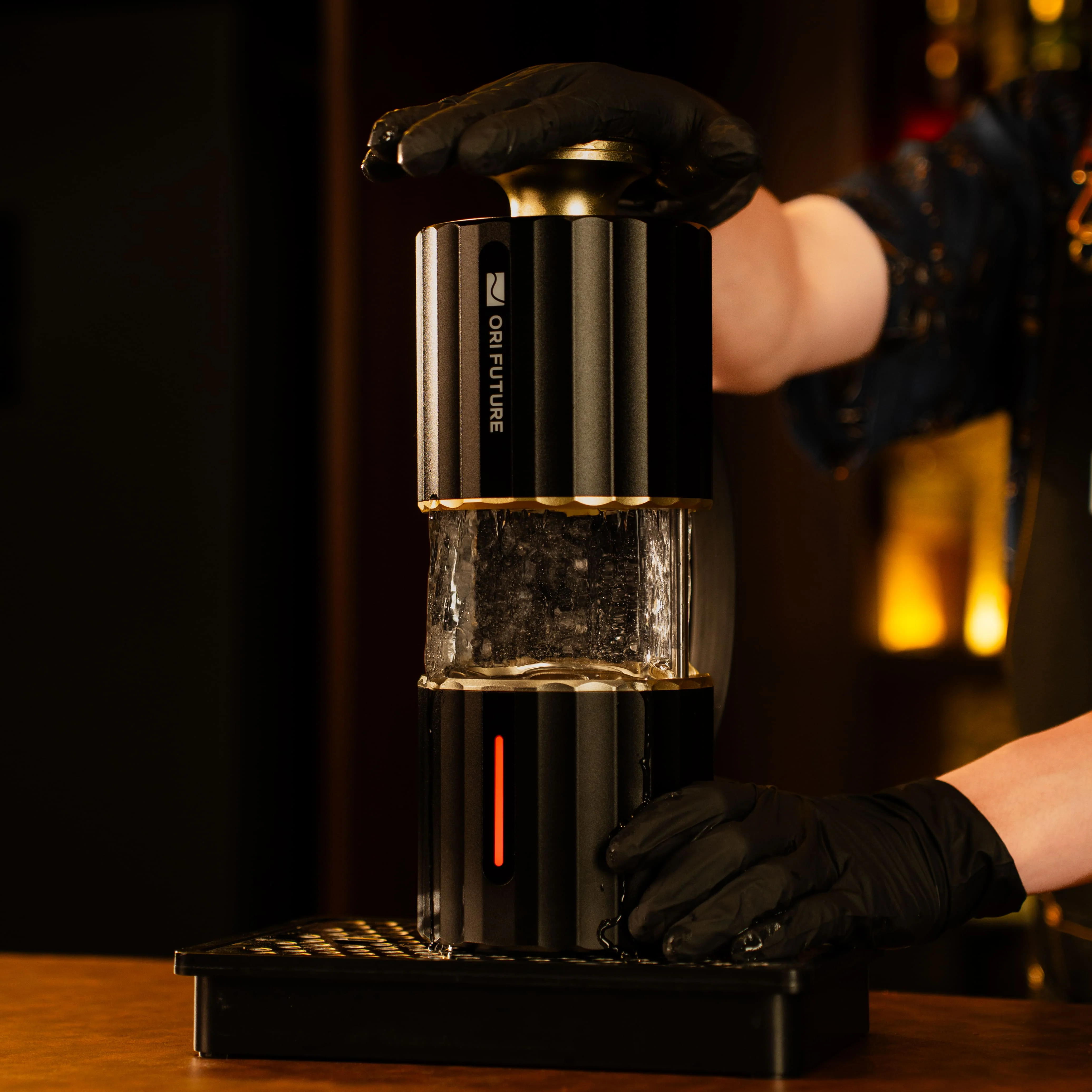 GLAZER Press: Reshape Ice, Reshape Moments. - Image 4